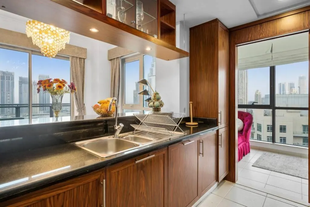 Spectacular Burj & Fountain View - Luxurious 3 Bedrooms & Maids Room - The Residences Dubai