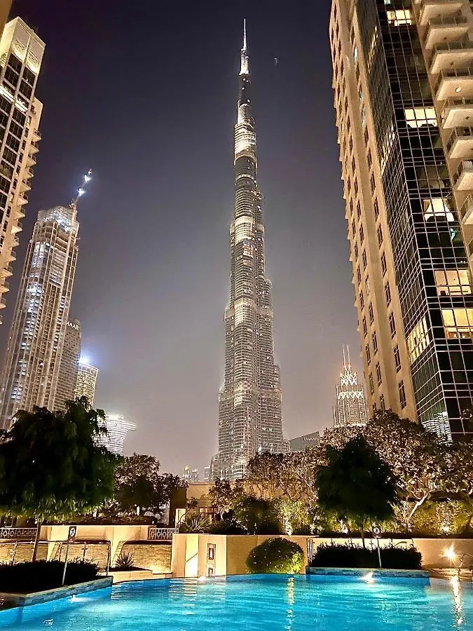 Spectacular Burj & Fountain View - Luxurious 3 Bedrooms & Maids Room - The Residences Dubai 0*,  Vereinigte Arabische Emirate