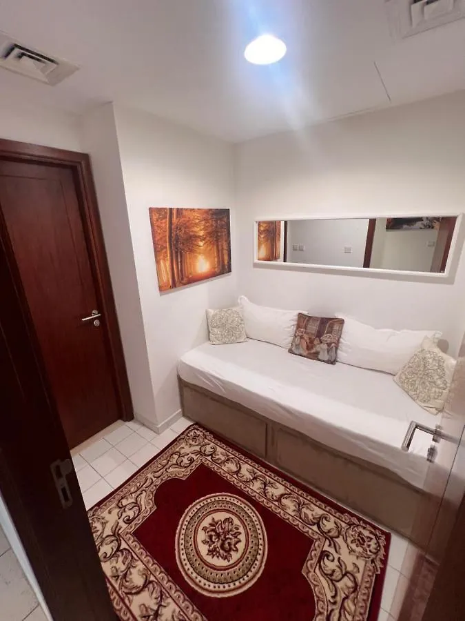 Apartment Spectacular Burj & Fountain View - Luxurious 3 Bedrooms & Maids Room - The Residences Dubai