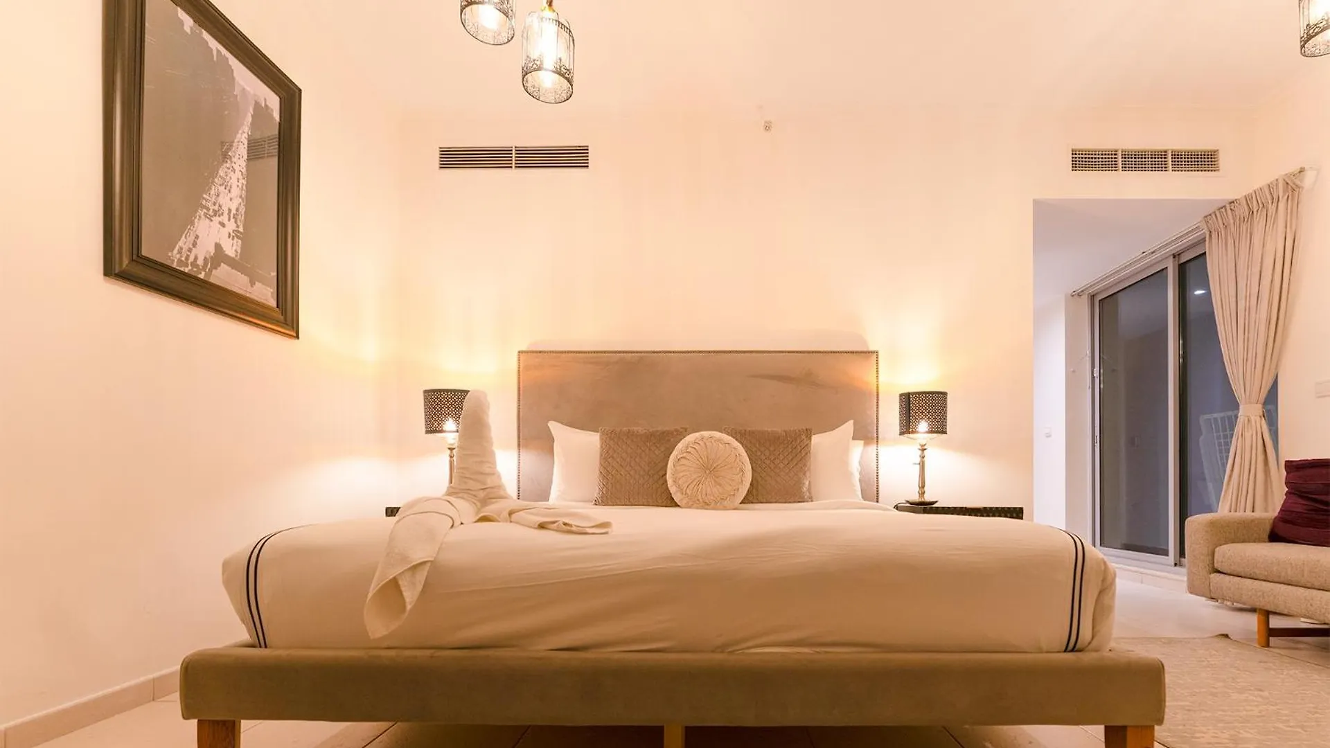 Spectacular Burj & Fountain View - Luxurious 3 Bedrooms & Maids Room - The Residences Dubai 0*,